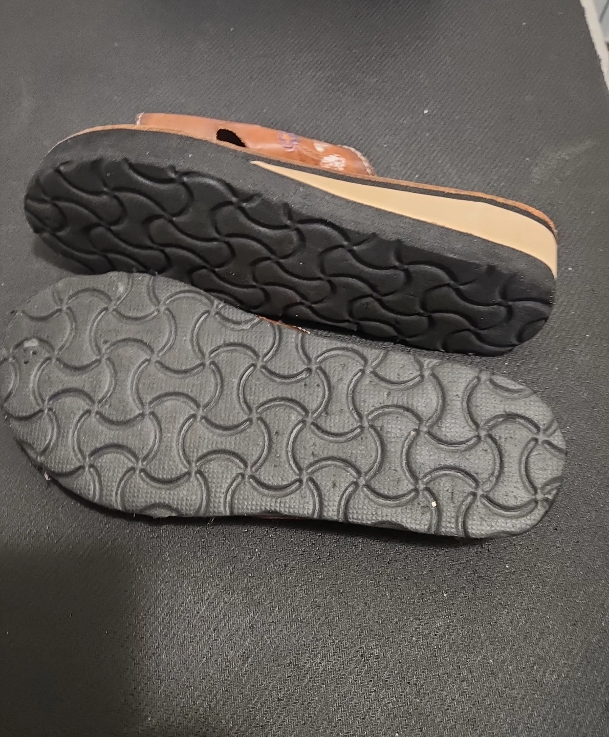Raquer Women's Leather Floral Slides Size 2 - photo 3