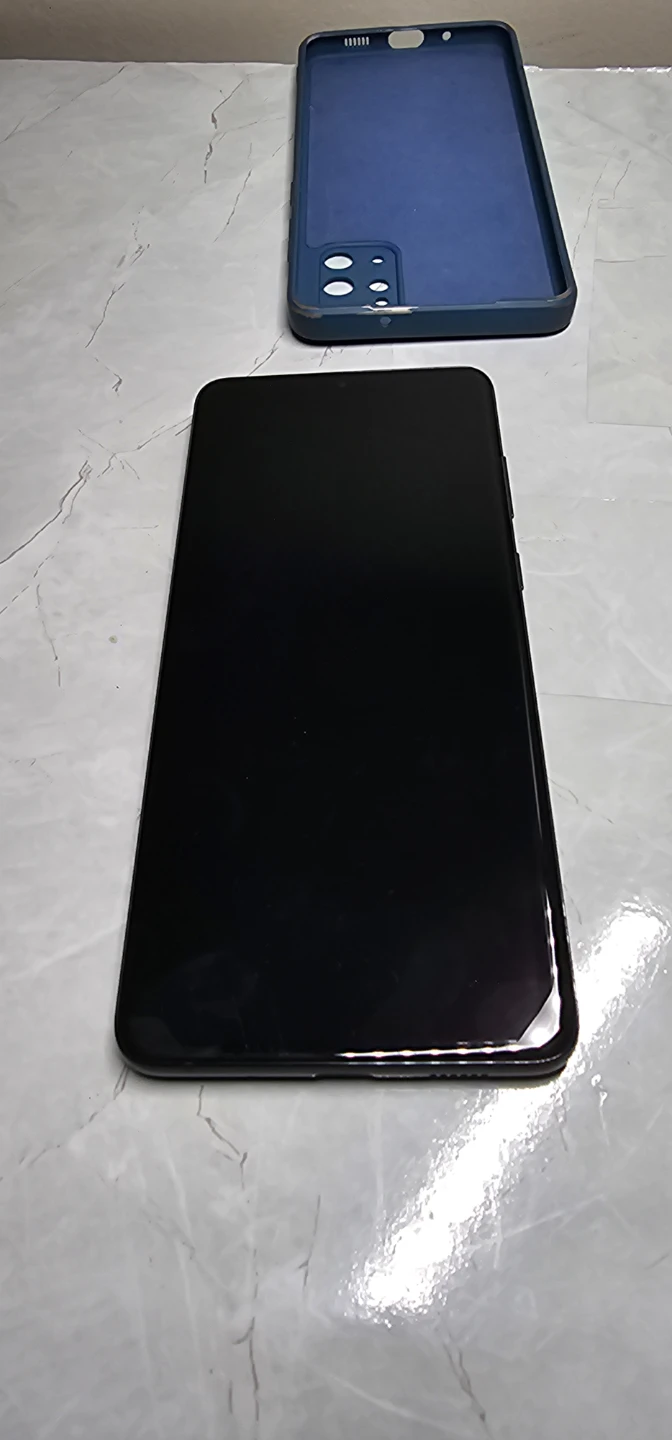 Samsung s 20 plus 556 gb