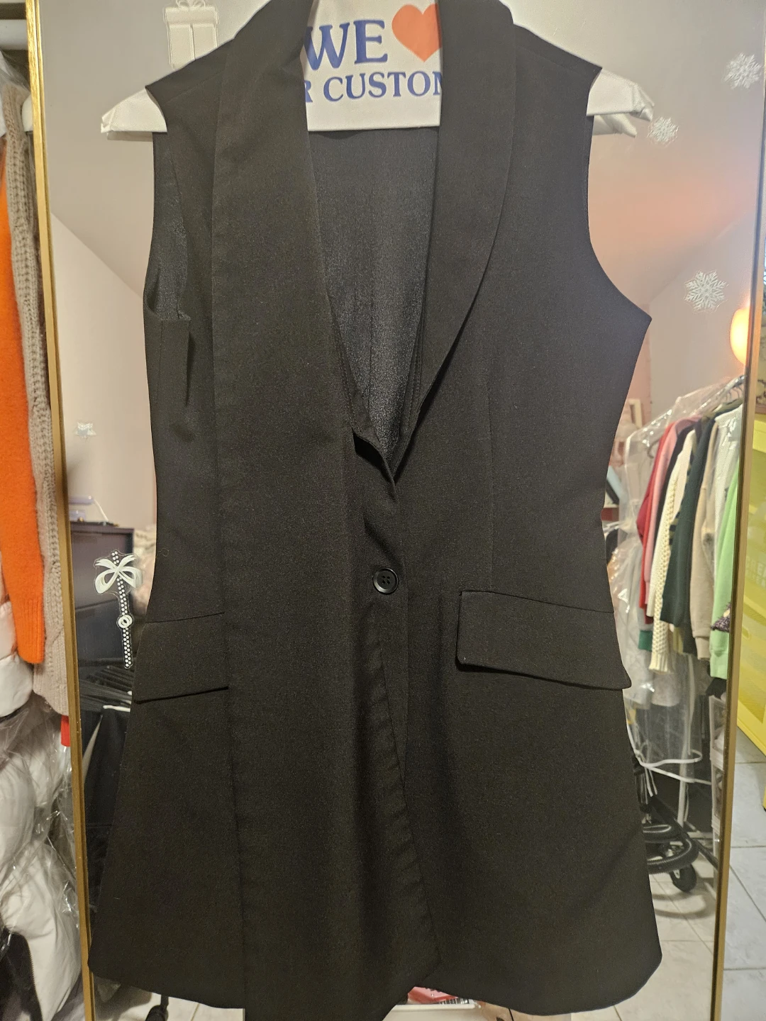 Black Sleeveless Vest
