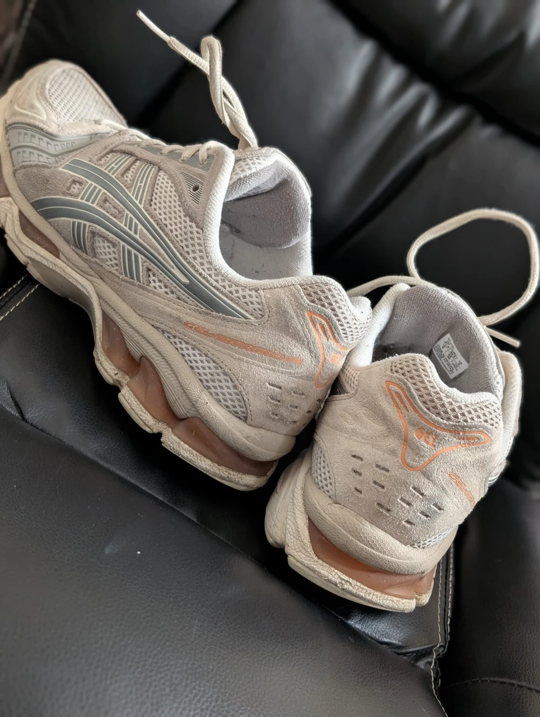 ASICS Running Shoes - Size 9 (US) 🥕 - photo 4