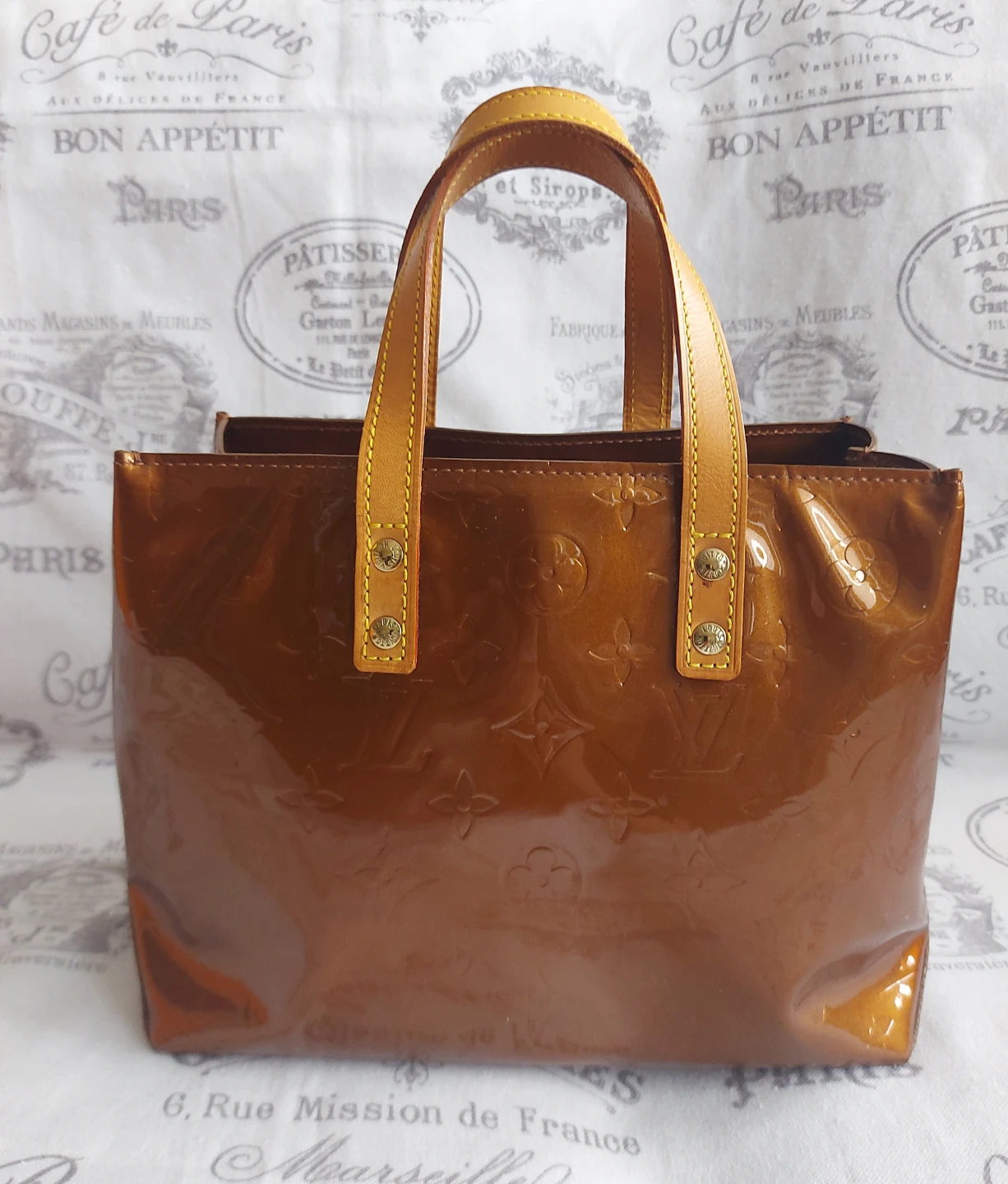 Louis Vuitton Vernis Reade PM