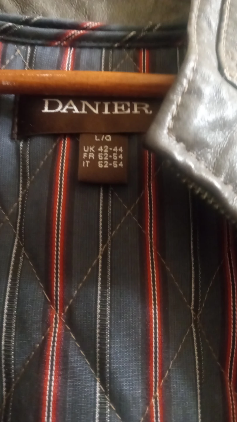 ❤️Danier Leather Winter  Jacket L/G - photo 3