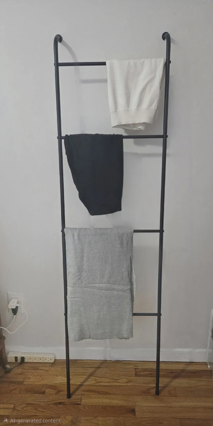 Black Metal  Ladder Clothes Rack
