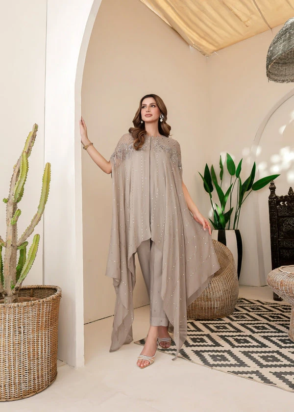 Pakistani Cape-Style Outfit