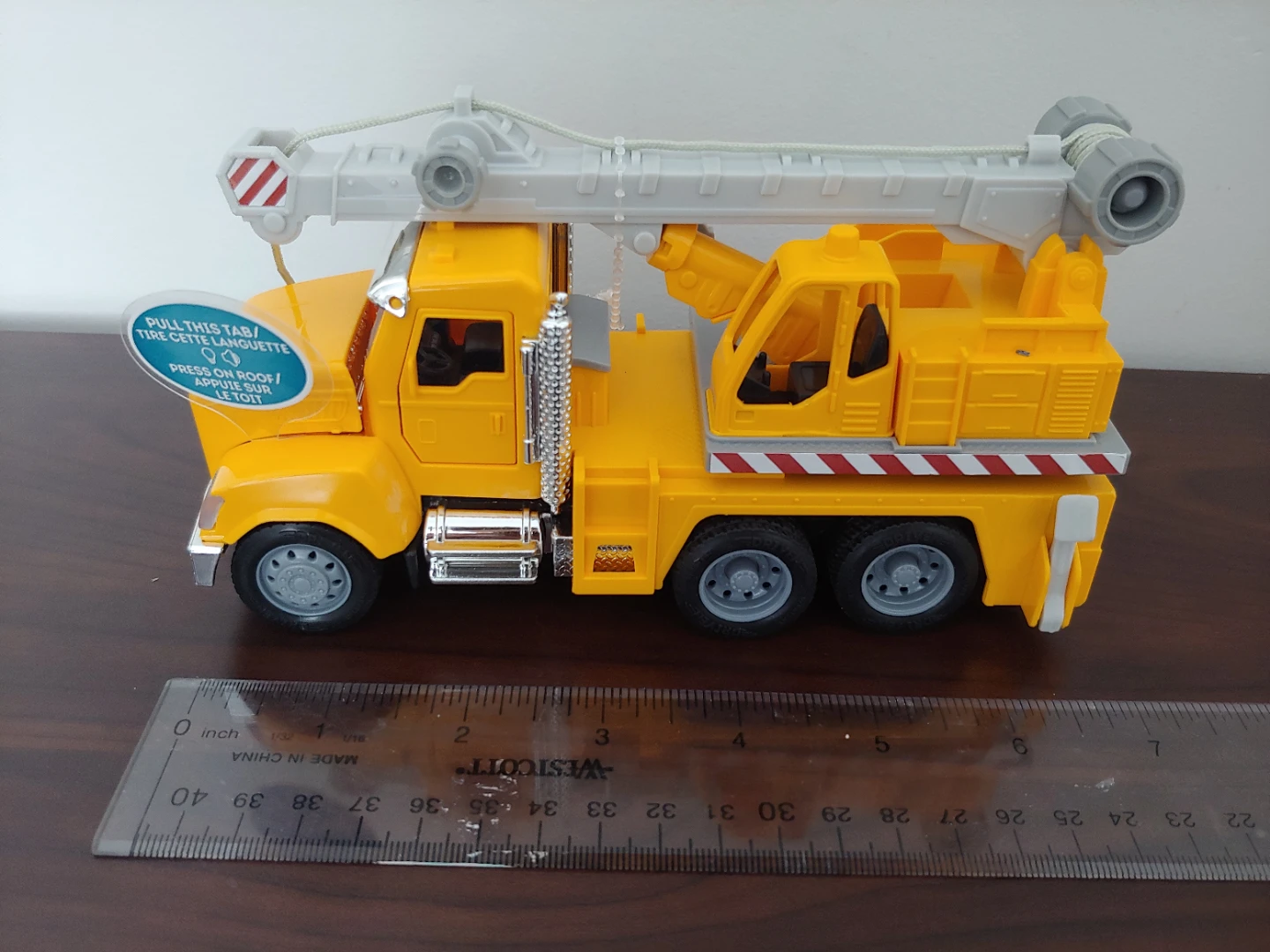 New Battat Toy Crane Truck - Yellow 🧡