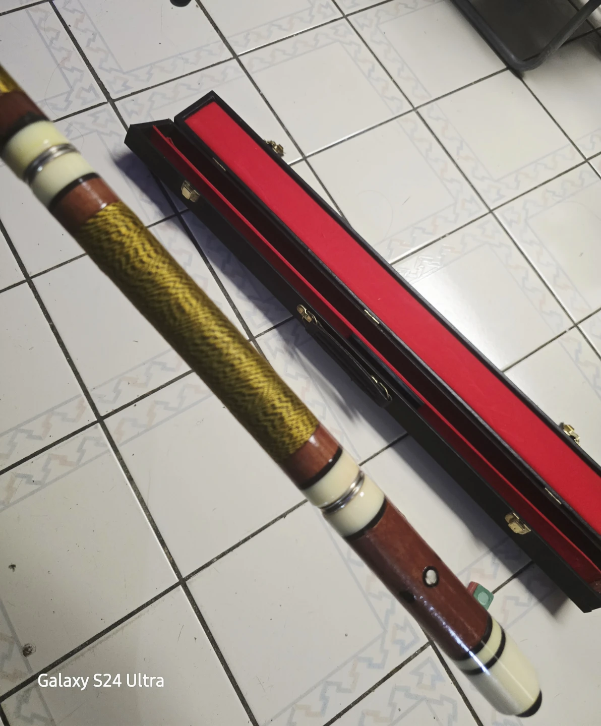 🥕 57 in. Billiard Pool 4pc Cue Stick With Hard Case - photo 2