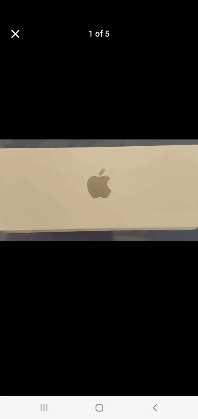 Apple AirPods 4