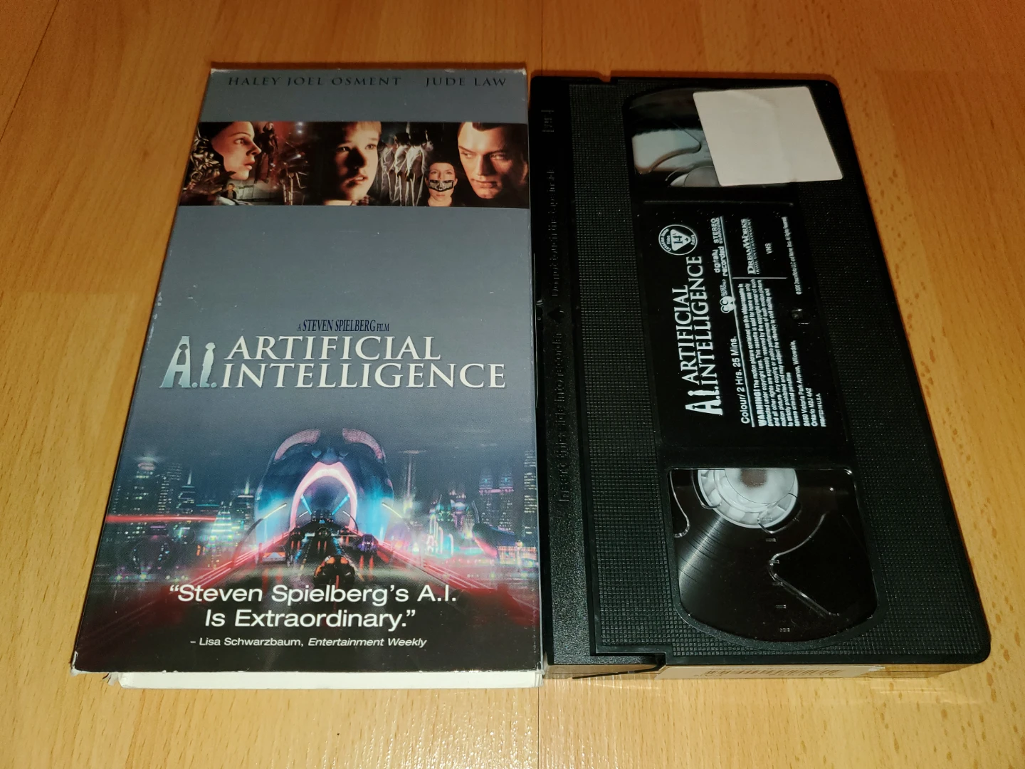 ($5 each) Artificial Intelligence & Close Encounters VHS Tapes - photo 2