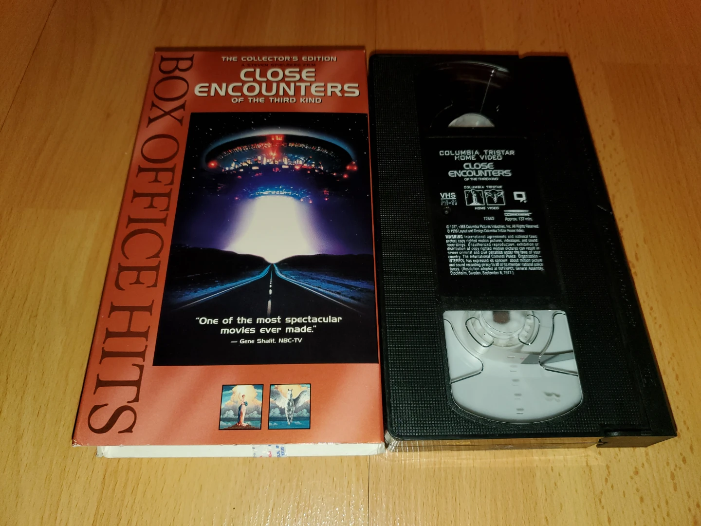($5 each) Artificial Intelligence & Close Encounters VHS Tapes - photo 3