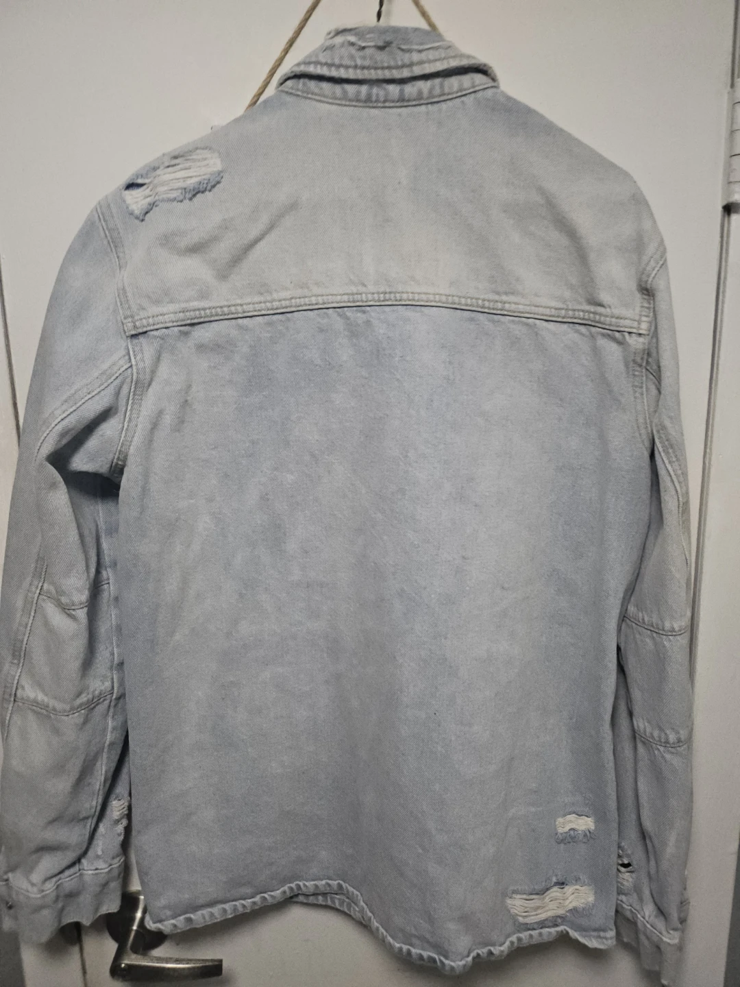 ZARA Distressed Denim Jacket - photo 4