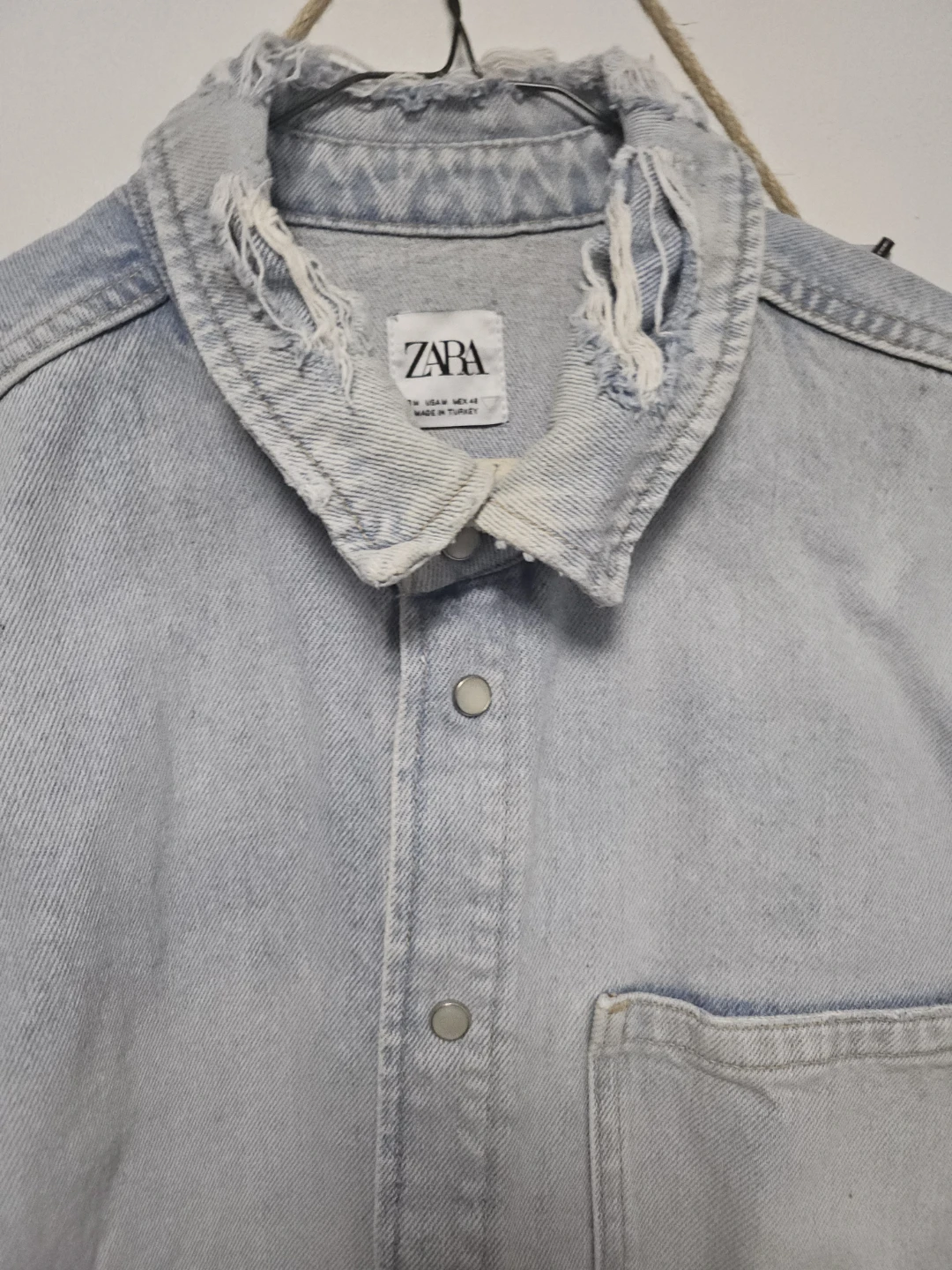 ZARA Distressed Denim Jacket - photo 5