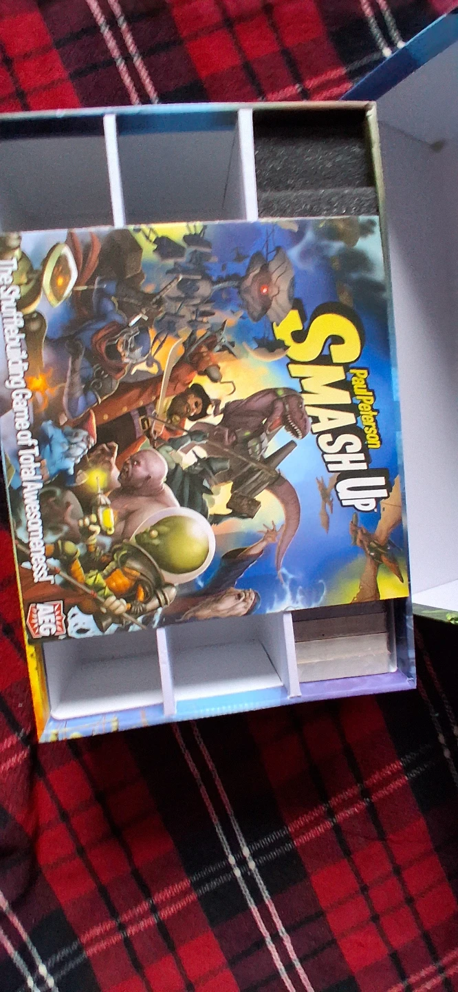 Smash Up: The Big Geeky Box Board Game - photo 5