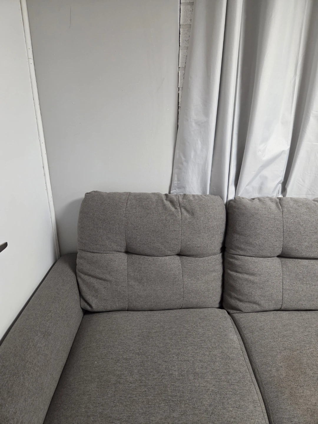 Couch - photo 5