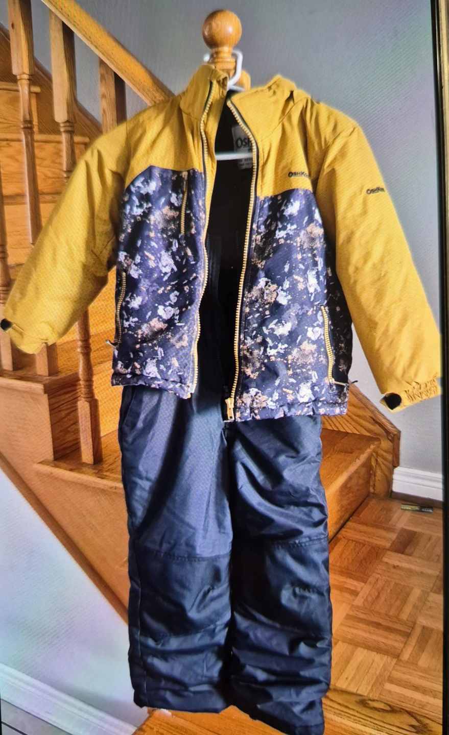 OshKosh B'gosh Ski Snowsuit Jacket and Bib Pants Set - Size 6