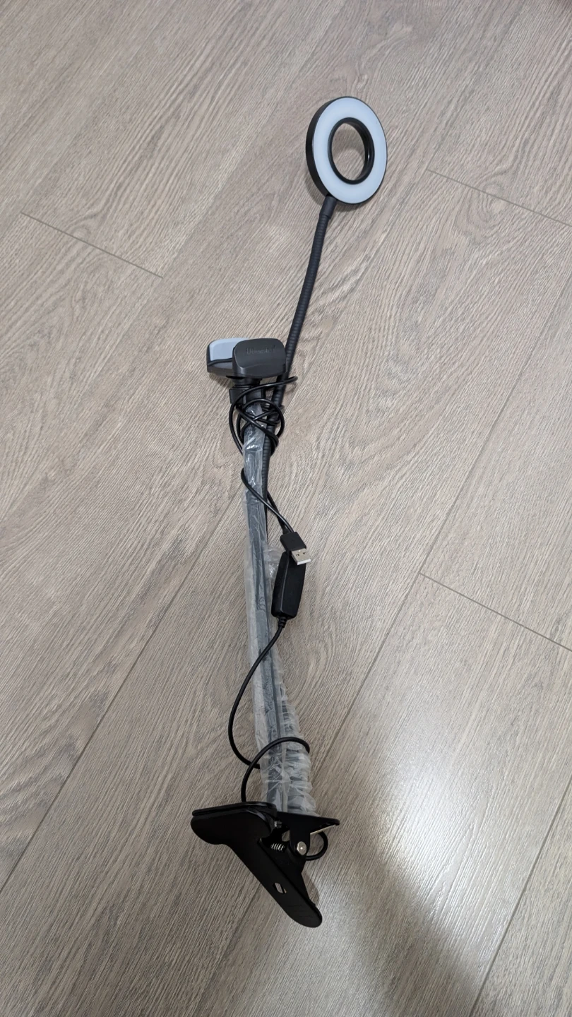 Ring Light and Phone Holder with Clip