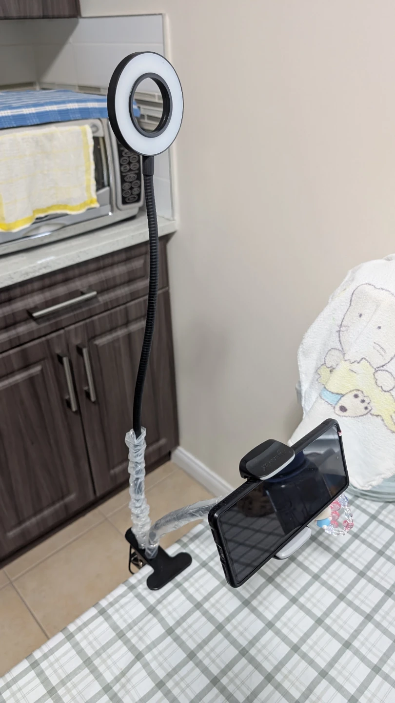 Ring Light and Phone Holder with Clip - photo 2