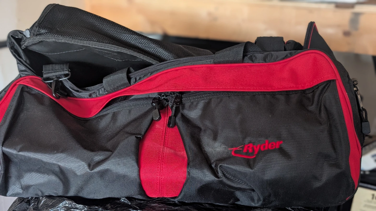 Ryder Duffle Bag - Black and Red - photo 2