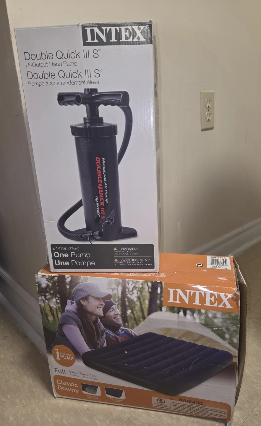 Intex Air Mattress & Hi-Output Hand Pump - photo 2