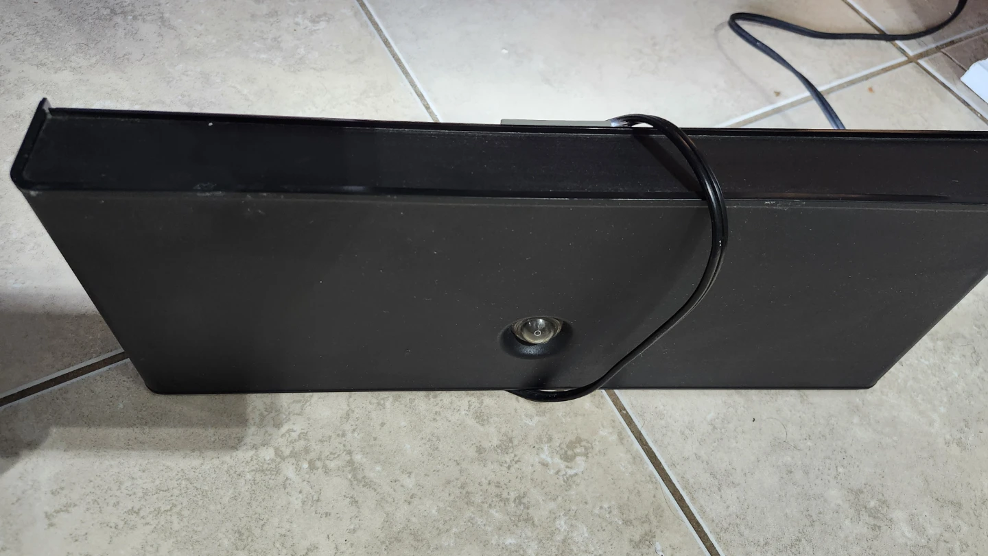 Marina 20 x 10 inch Portable Fluorescent Luminaire - photo 5