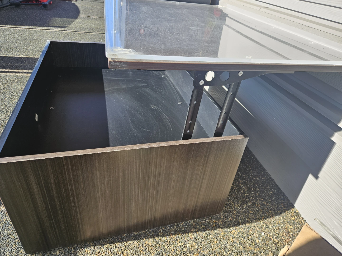 Dark wood coffee table with glass top - photo 4