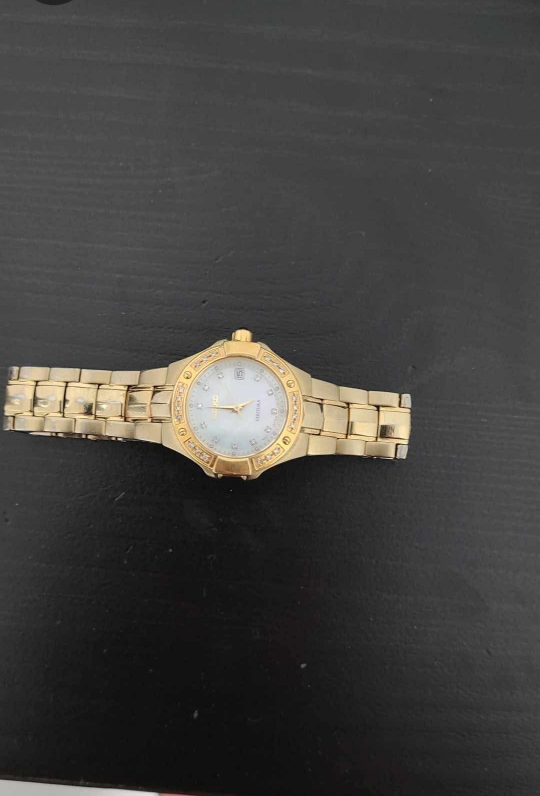 Seiko Women's Gold Watch real diamonds