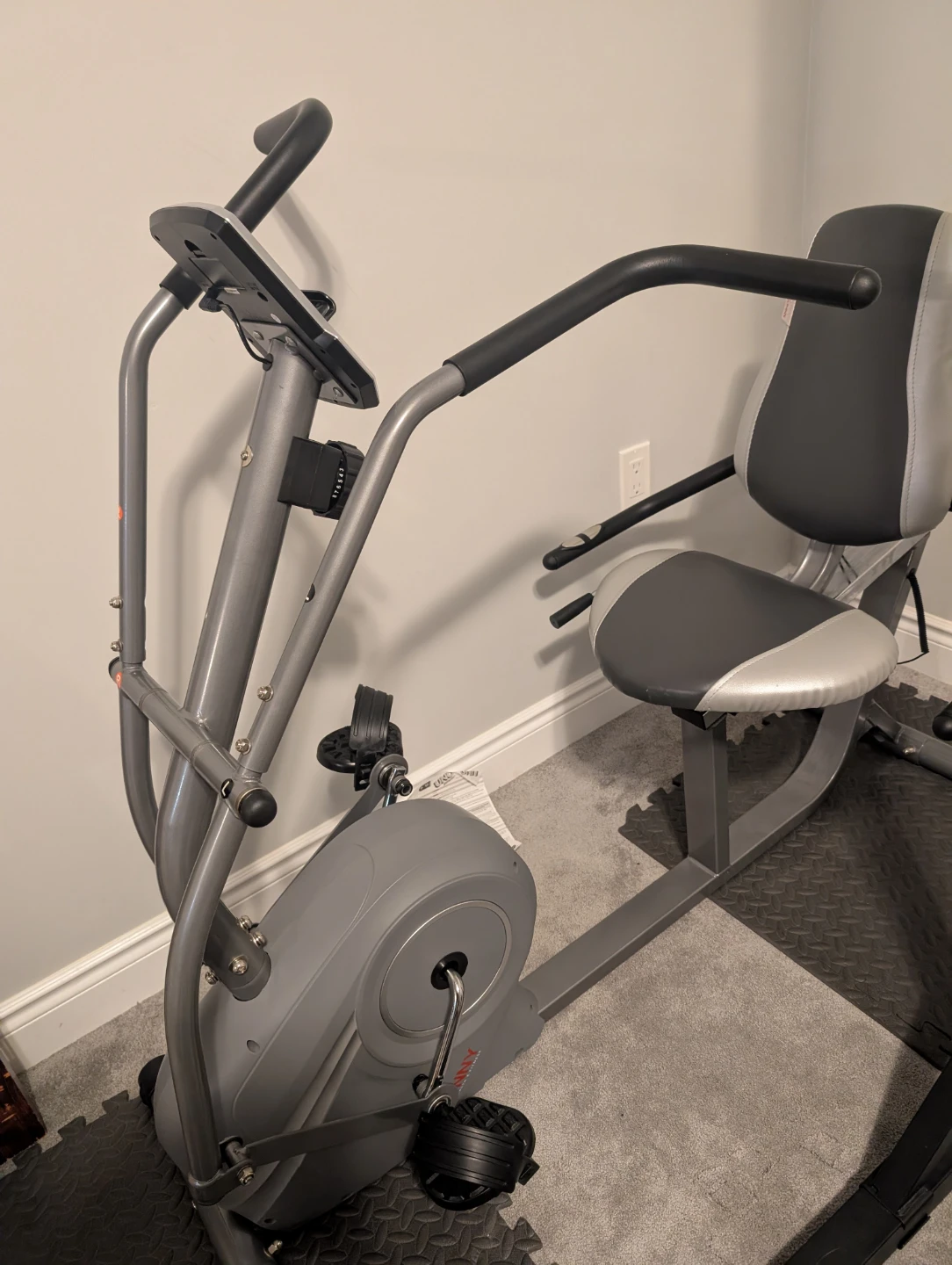 Sunny Health & Fitness Recumbent Bike - photo 2