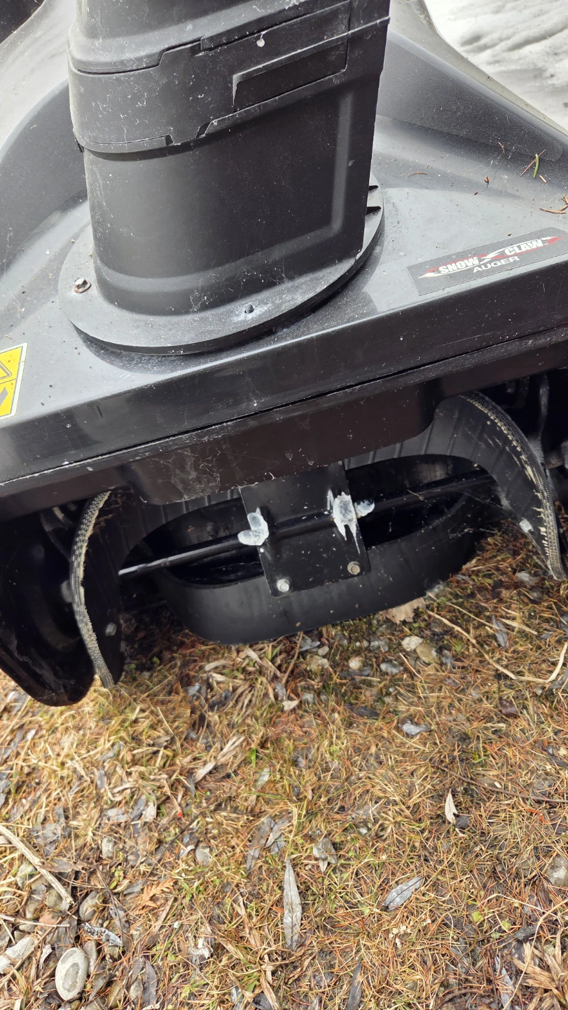 21" Craftsman Snowblower - photo 4