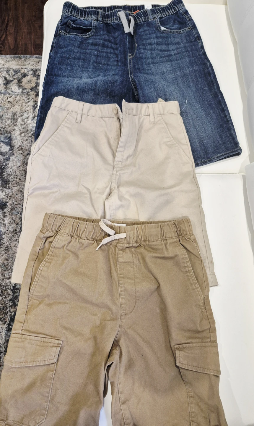 Bundle of 3 Boys' Shorts: Old Navy, The Place, Cargo Style - photo 4