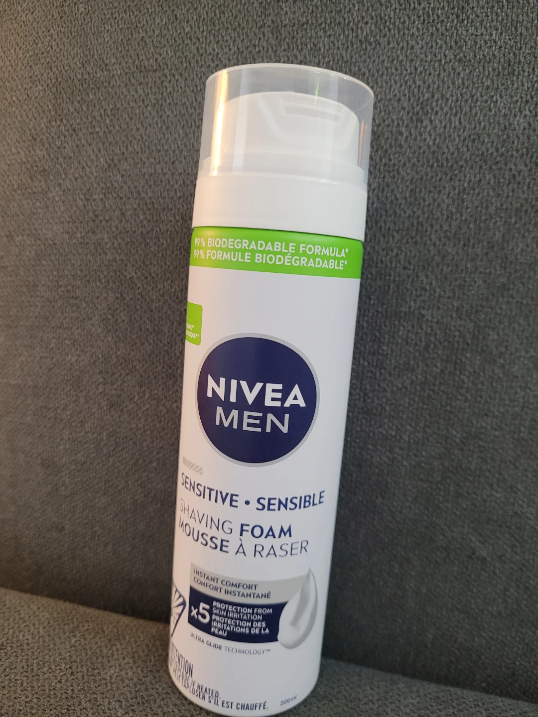 NIVEA MEN Sensitive Shaving Foam 200ml