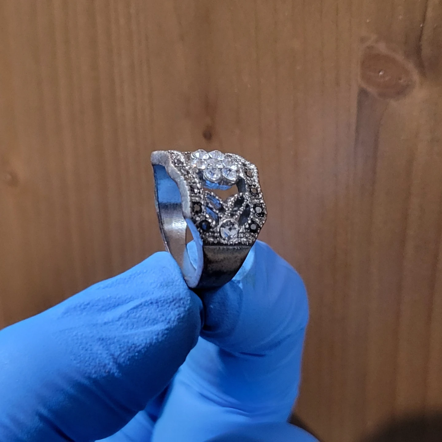 Rhinestone Flower Design Ring - photo 2