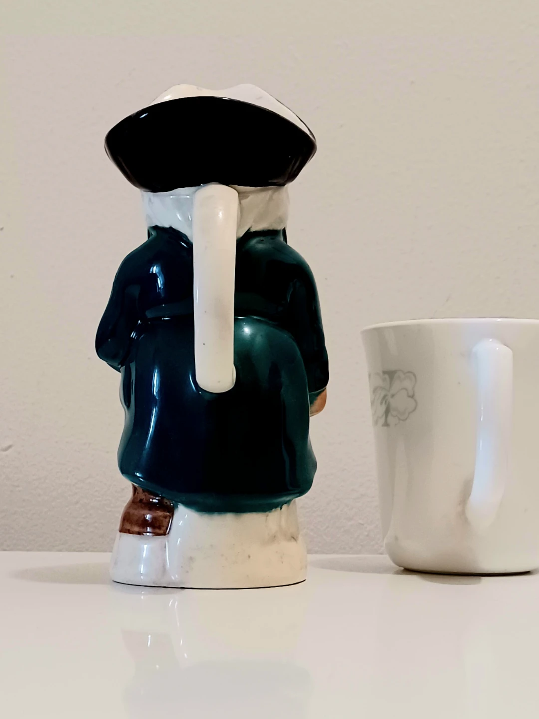 Vtg Burlington Ware Pirate Jug - photo 4