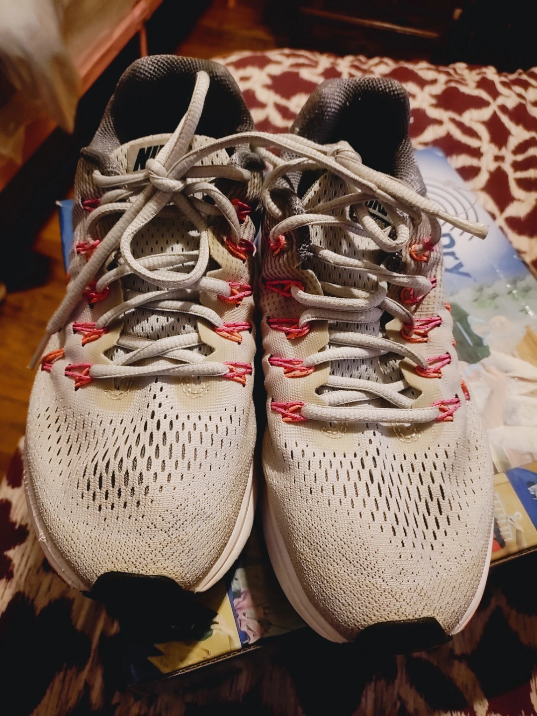 🧡Nike Air Zoom Running Women Shoes size 9 Slightly used - photo 3