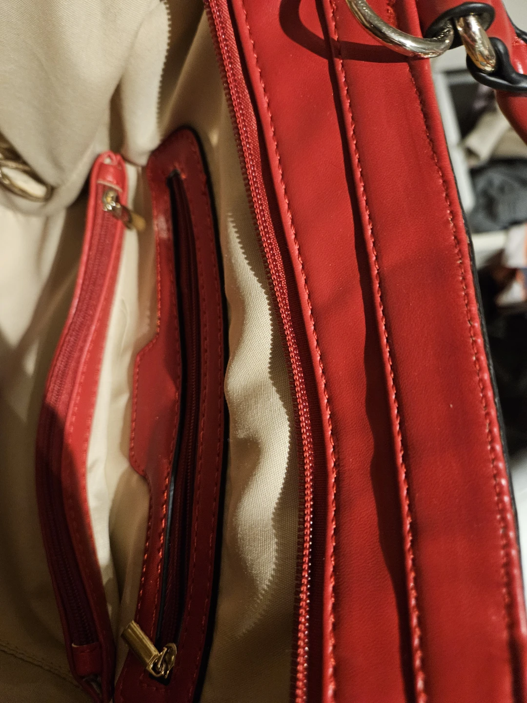 Red Tote Handbag with Chain and Horse Print - photo 4