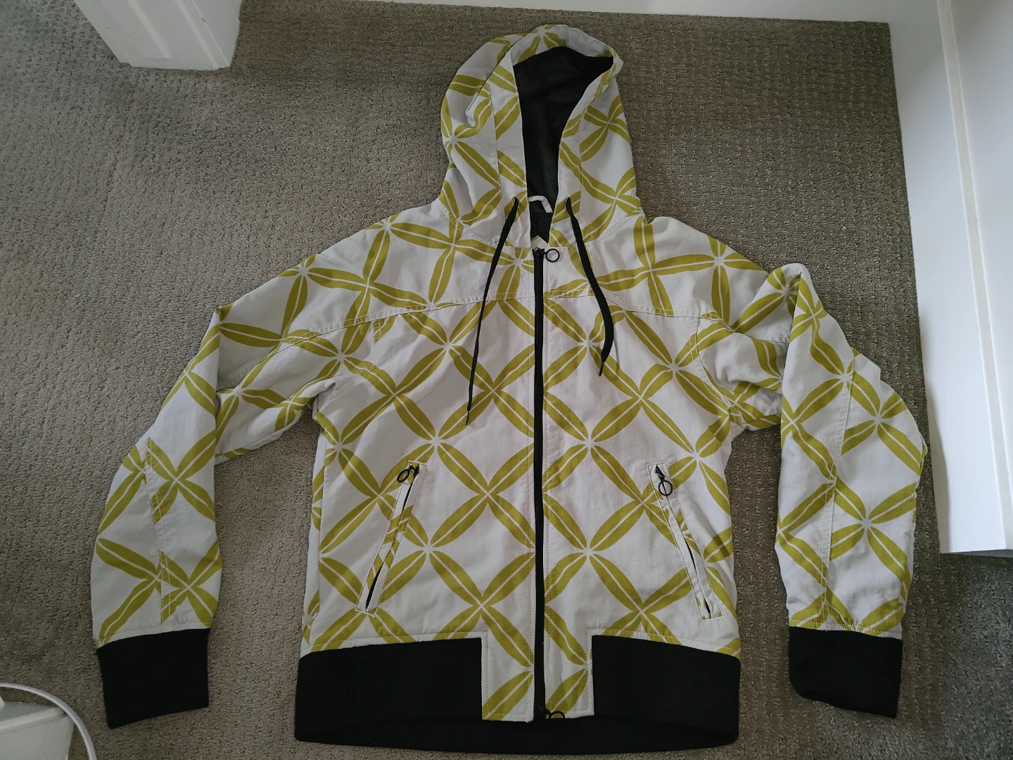 Women Keva Zipper Summer / Spring Jacket with Hood - Size Medium