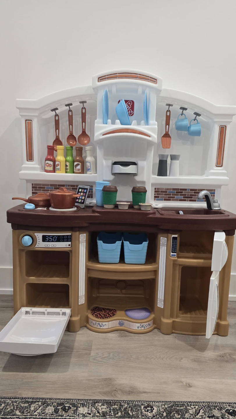 Step2 Play Kitchen with Accessories