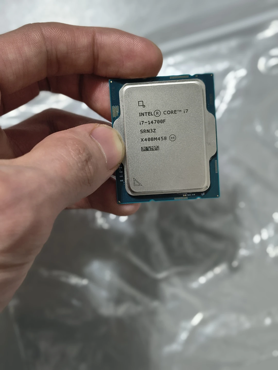 Intel i7 14700f cpu