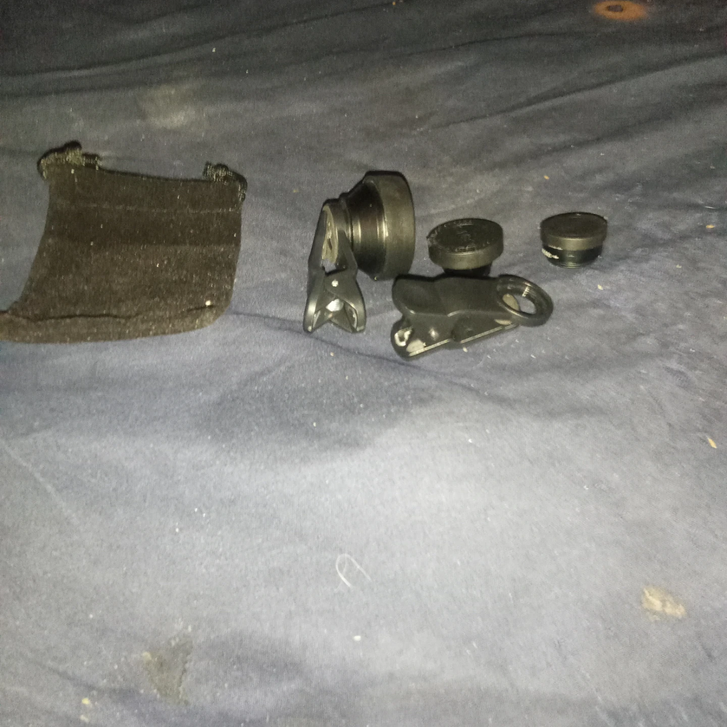 Clip-on Camera Lens Set with Carrying Pouch - photo 3