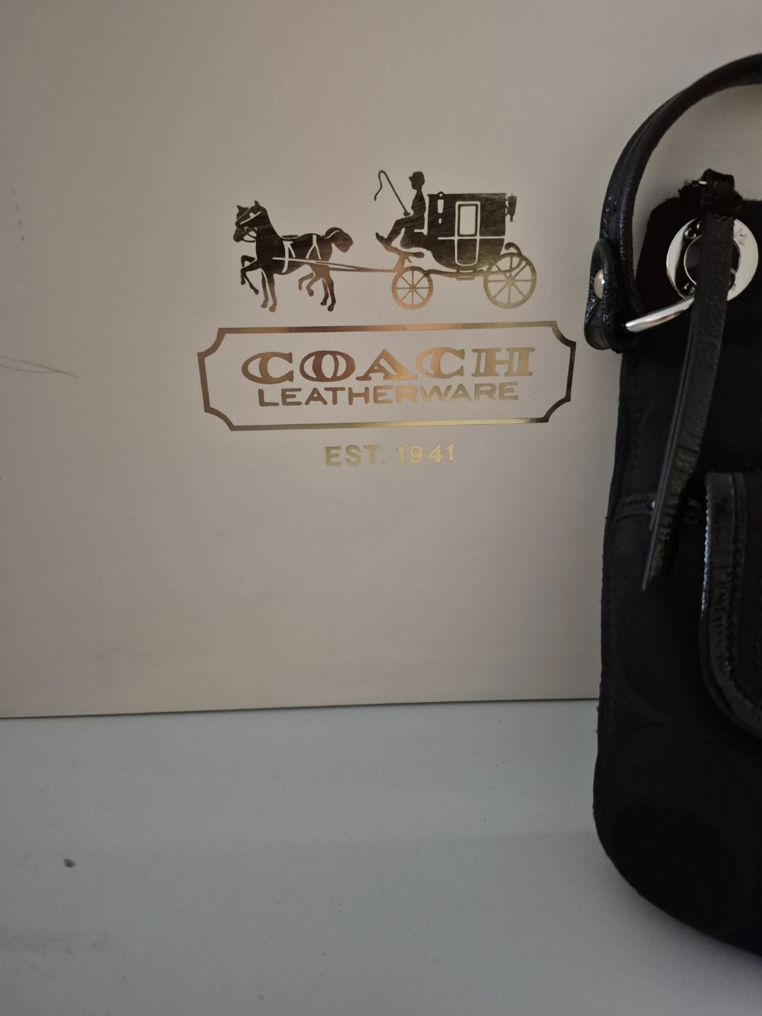Ladies purse...coach leatherware