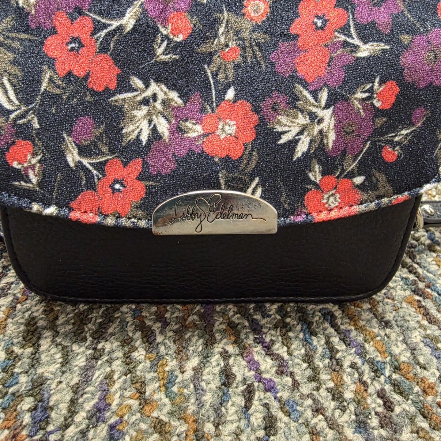 Libby Edelman Black Floral Crossbody Purse  + Michael Kor Tote - photo 4