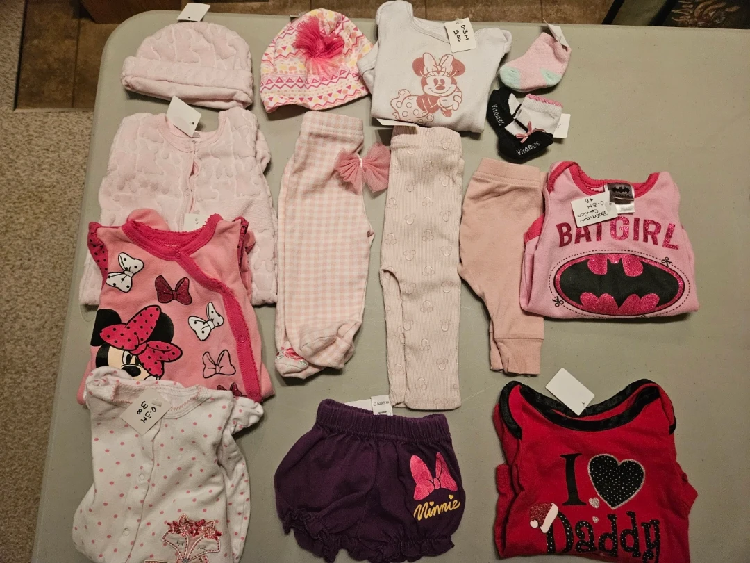 Baby Girl Disney & DC Comics Clothing Lot size 0-3 months