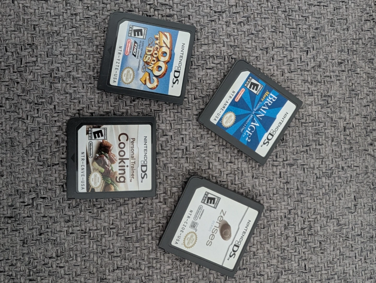 Nintendo DS Lite Red with Games and Case - photo 2