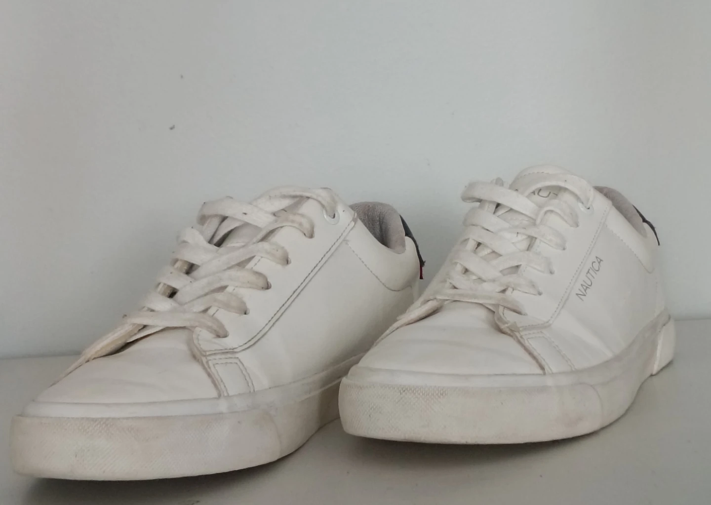 Nautica ALOS White Sneakers – Men’s 8.5 – Clean Casual Shoes