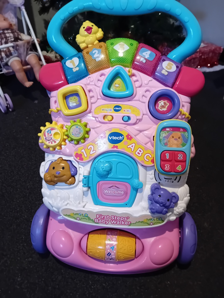 VTech First Steps Baby Walker
