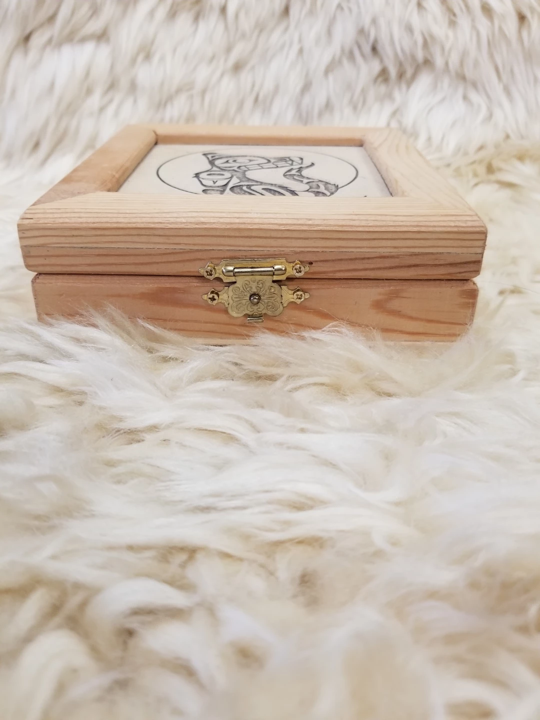Wooden Keepsake Box with Indigenous Art - photo 3