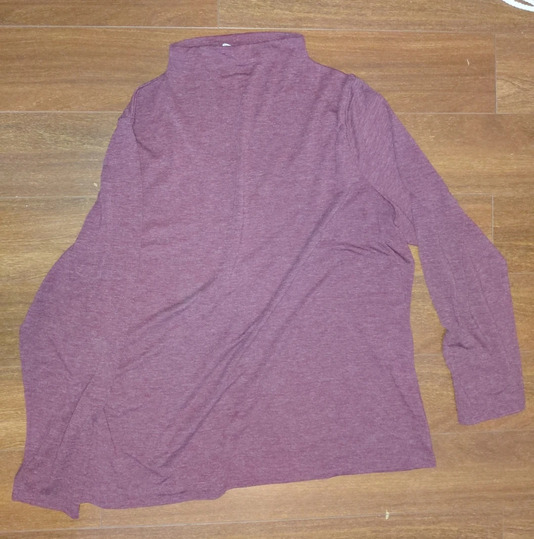 FREE! Women's sweaters and shirts size L - photo 4