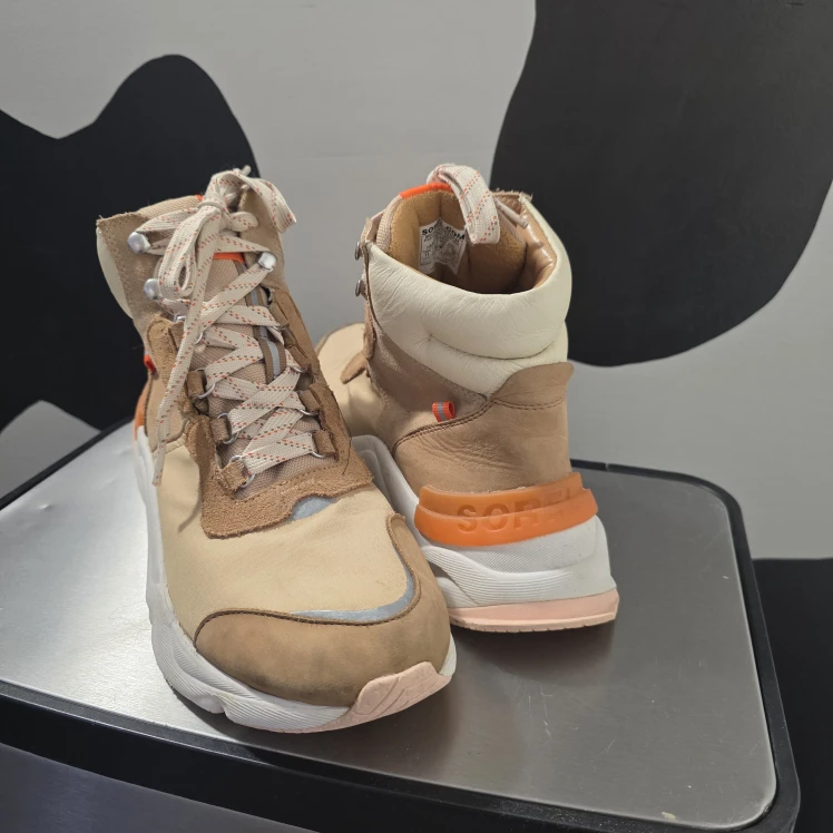 Sorel Kinetic Sneaker Boots Beige/Tan High-Top Women's Size 11 - photo 3