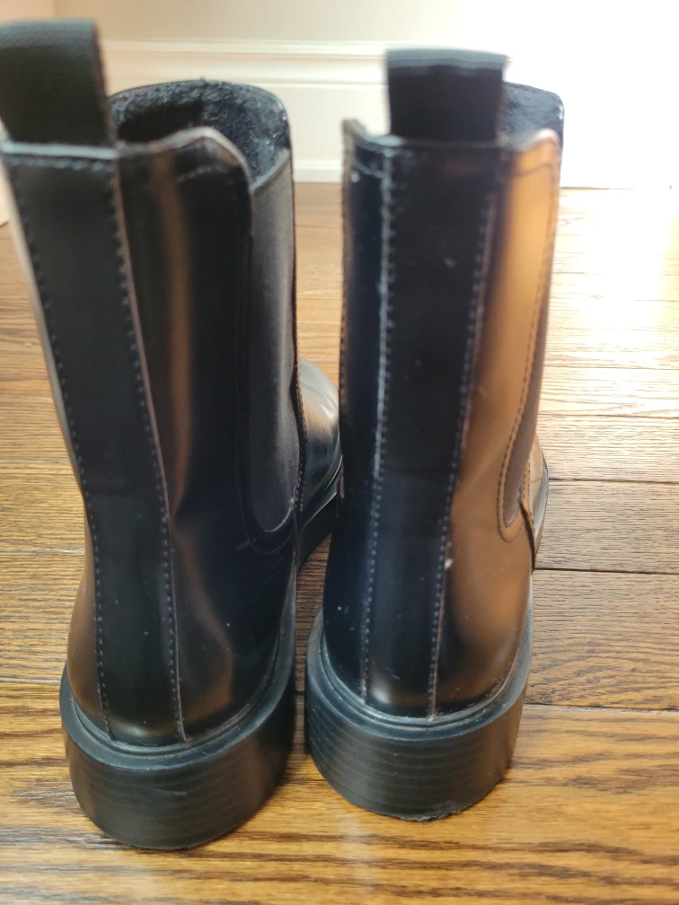 H&M Black Chelsea Boots - Size 39 - photo 2