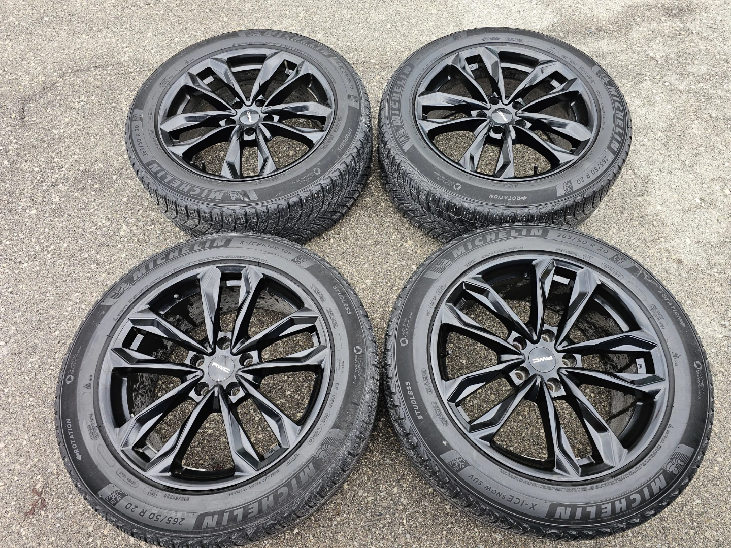 DODGE DURANGO/JEEP GRAND CHEROKEE WINTER TIRES ON RIMS
