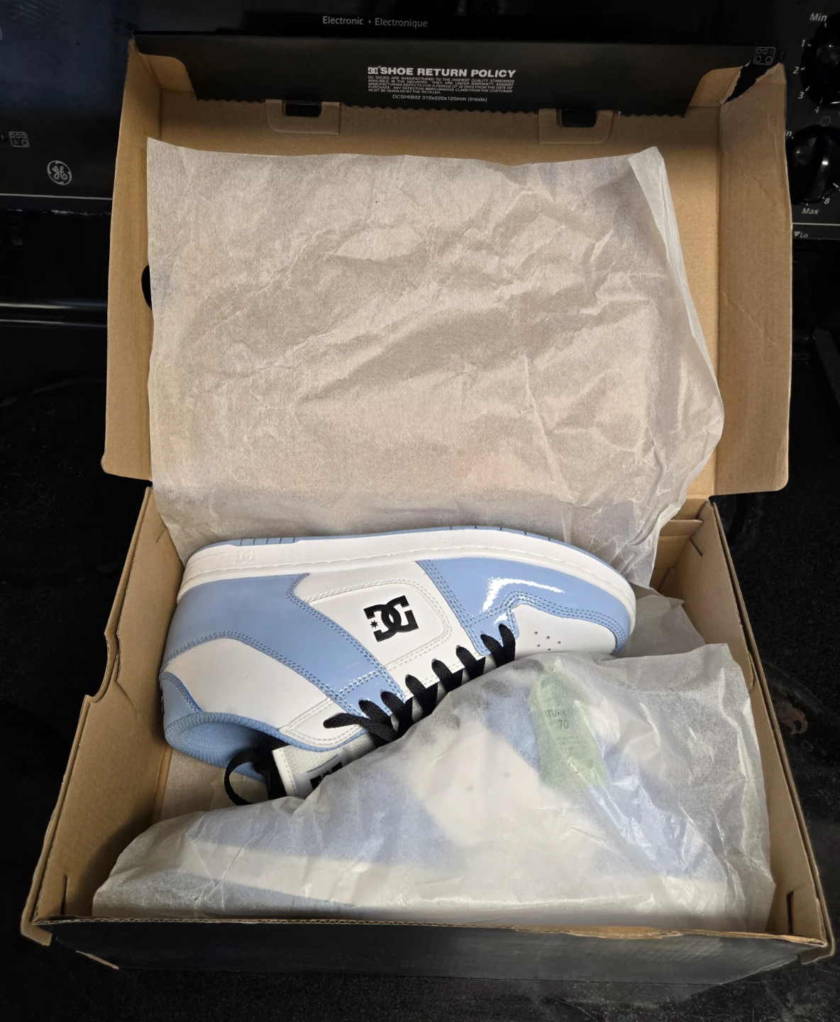 Brand New Womens DC Shoes - photo 4