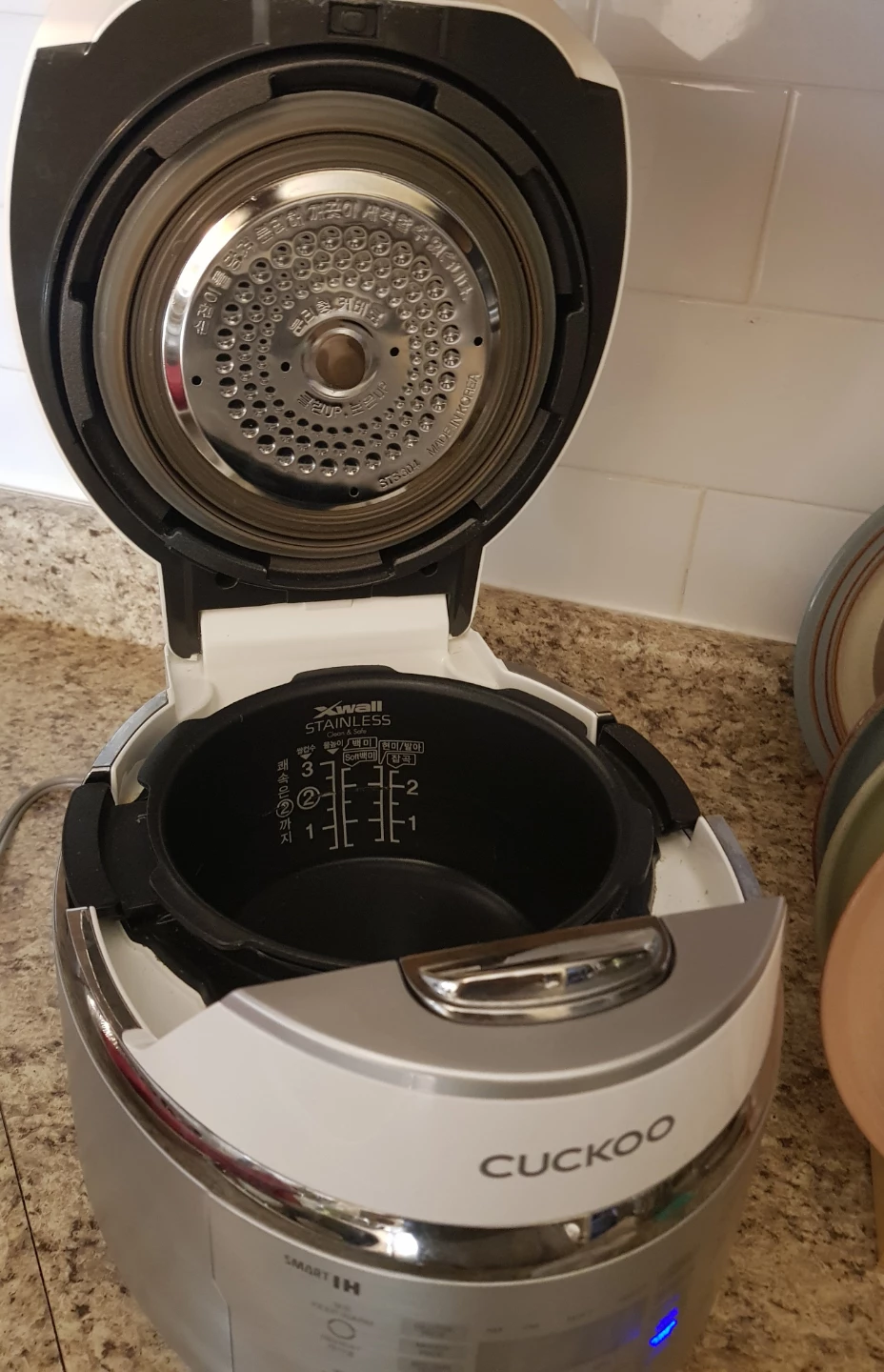 Cuckoo CRP-EHS0320FS IH Rice Cooker (3-person) - photo 2